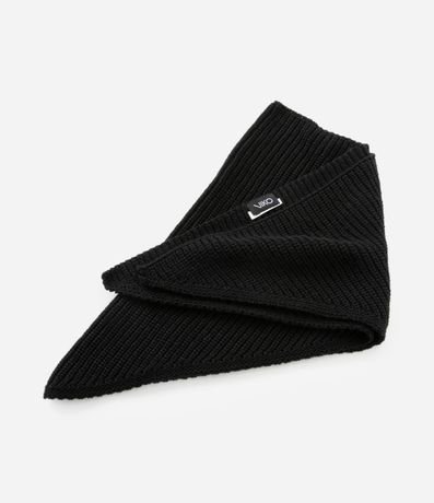 Pañuelo en Punto con Formato Triangular 3