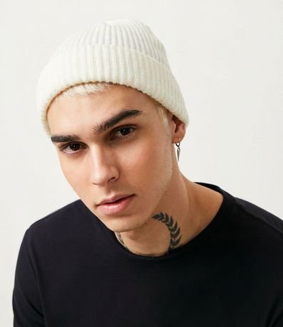 Gorro Básico Acanalado Plegado 4