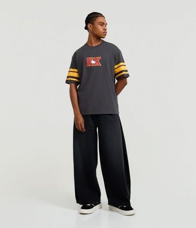 Remera Boxy en Algodón con Estampa Hello Kitty Baloncesto 3