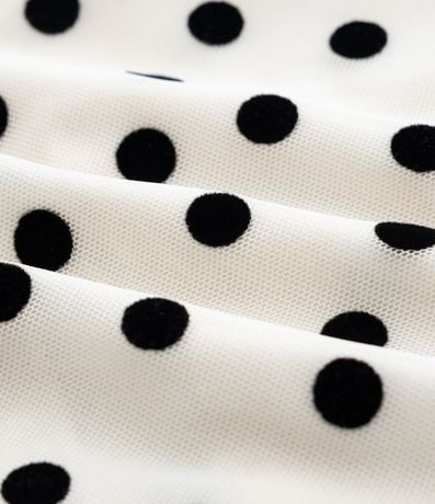 Remera Infantil en Tule de Lunares con Cuello Alto y Musculosa Interna – Talle 5 a 14 años 3