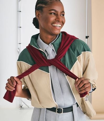 Campera Rompe Viento Tricolor con Cuello Alto 2