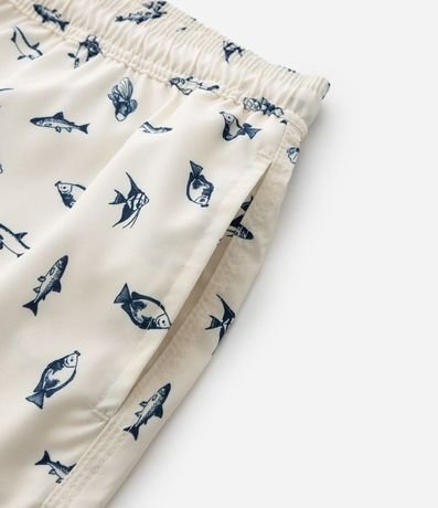 Bermuda Playera en Microfibra con Estampado de Peces 8