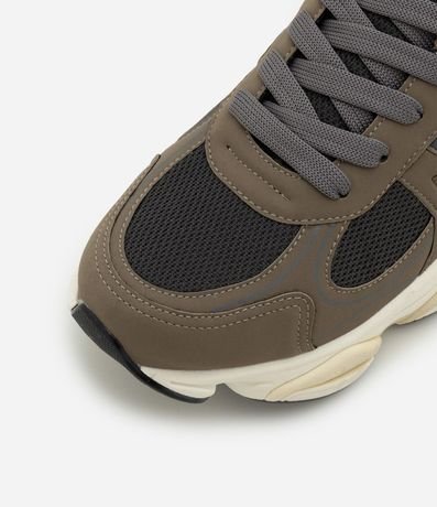 Championes Dad Sneaker en PU con Recortes y Suela Alta 4
