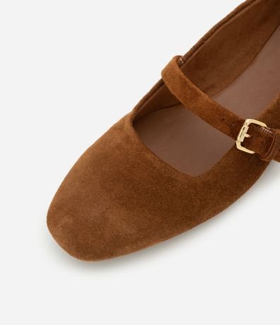Zapatilla en Gamuza con Tira Hebilla 3