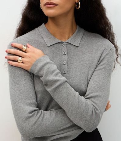 Blusa Manga Larga en Punto con Cuello Polo 4