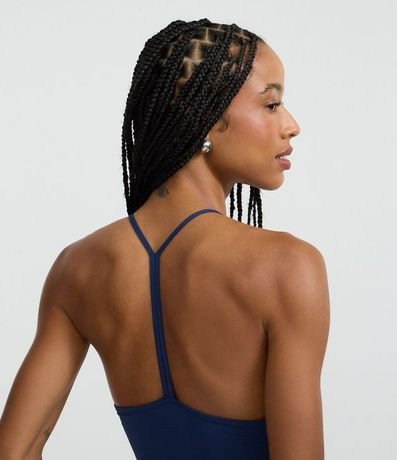 Blusa Corta en Microfibra con Cuello Halter 3