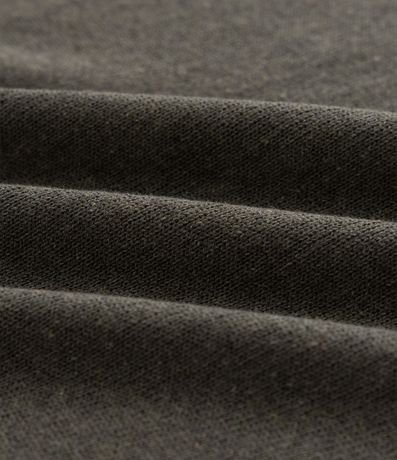 Camisa Polo Comfort con Cuello V y Detalles Contrastantes 13