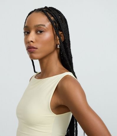 Blusa sin Manga en Microfibra con Escote Canoa 5