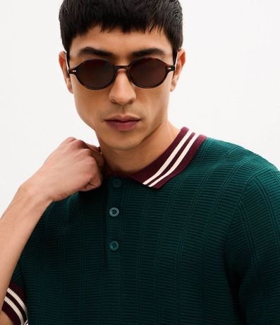 Polo Manga Corta en Punto Texturizado con Cuello Contrastante 3