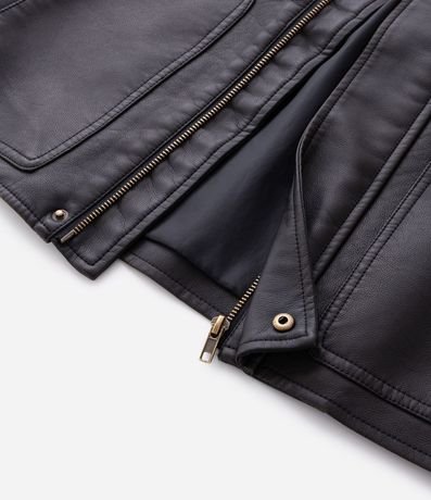 Campera con Acabado Lavado y Bolsillos Delanteros 5