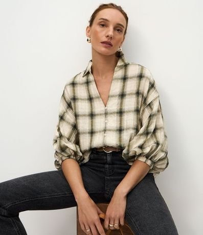 Blusa Manga 3/4 en Viscosa con Estampa de Cuadros 5