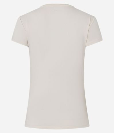 Remera Deportiva en Microfibra con Toque Suave 2