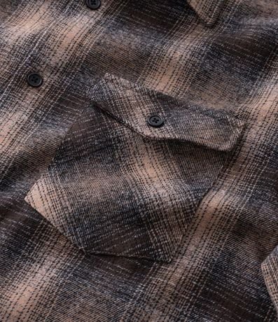 Camisa Comfort en Flanesa con Bolsillo y Estampa de Cuadros 8