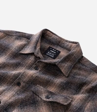 Camisa Comfort en Flanesa con Bolsillo y Estampa de Cuadros 9