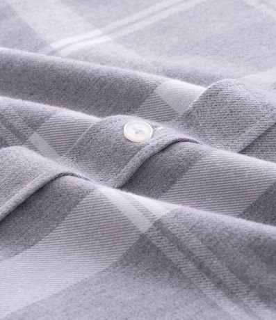 Camisa en Franela de Cuadros con Bolsillos y Botones Delanteros 3