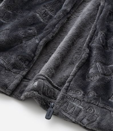 Saco Infantil con Capucha y Estampada Camiones en Relieve – Talle 1 a 6 años 5