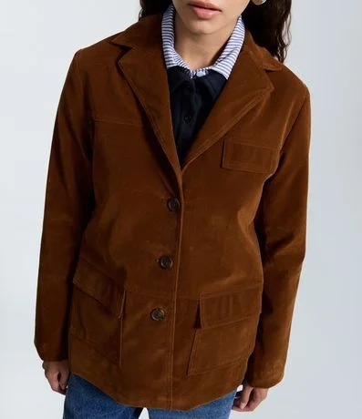 Blazer en Gamuza con Bolsillos y Cierre por Botones 3