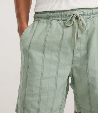 Bermuda Recta de Playa Texturizada en Rayas 8