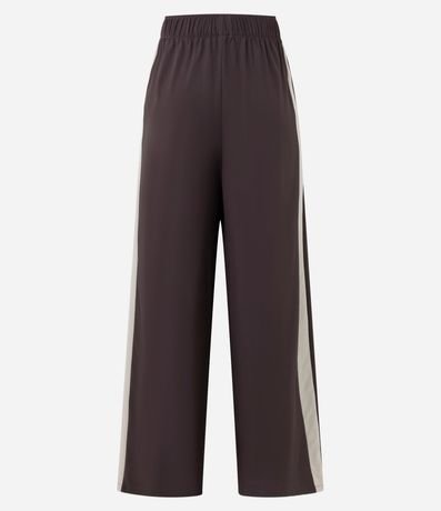 Pantalón Leve en Microfibra con Raya Lateral 9