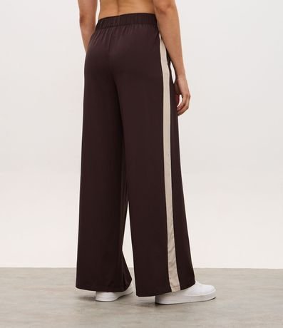 Pantalón Leve en Microfibra con Raya Lateral 6