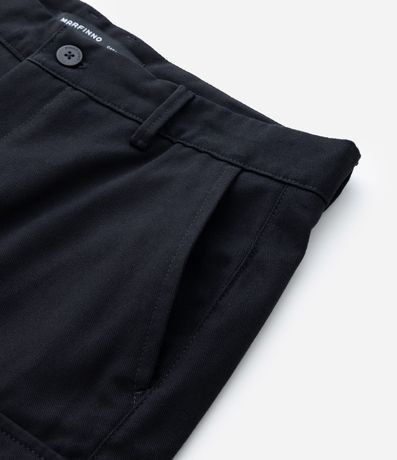 Bermuda Cargo en Sarga con Bolsillos Laterales Útiles 11