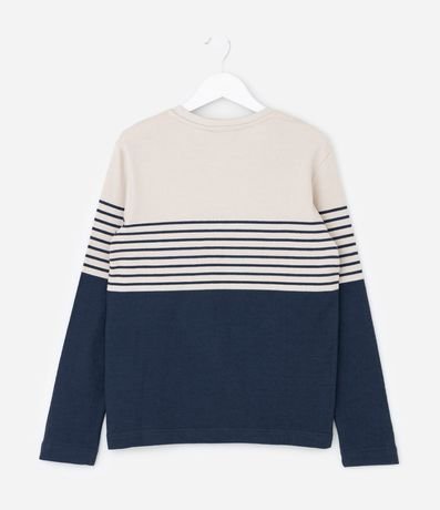 Remera Infantil con Rayas y Bloque de Color – Talle 5 a 14 años 3