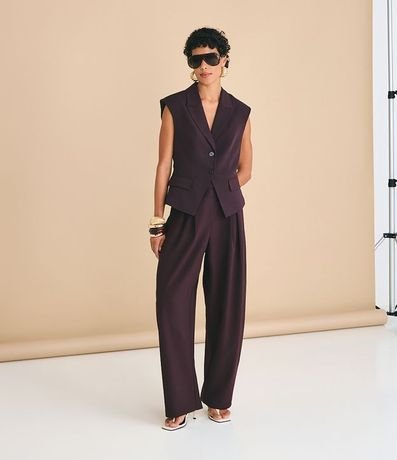 Pantalón Barrel en Sastrería con Cierre Deslocado y Pliegues 6