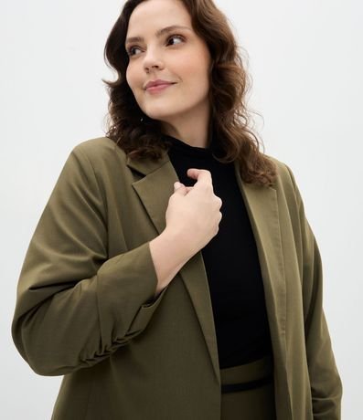 Blazer Alargado en Crepé con Manga Fruncida Curve & Plus Size 3