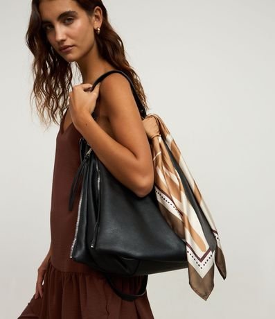 Pañuelo Satinado con Estampa Solar y Biés Contrastantes 7