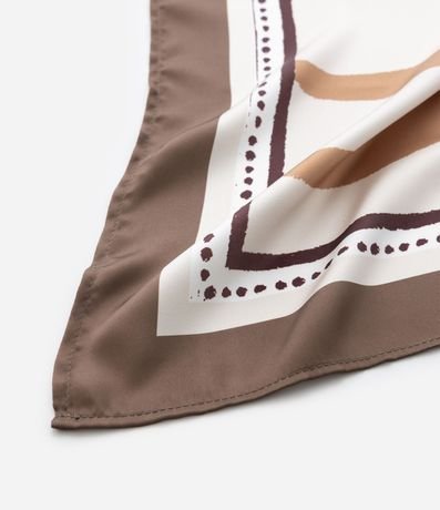 Pañuelo Satinado con Estampa Solar y Biés Contrastantes 3