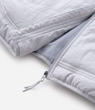 Campera Acolchonada Deportiva con Textura Cuadriculada y Cremallera Delantera 6