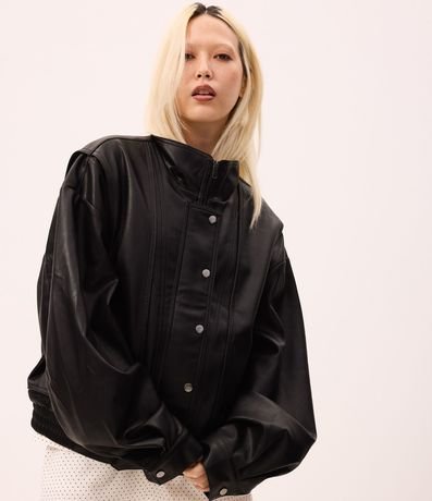 Campera Bomber en PU con Hombro Deslocado 1
