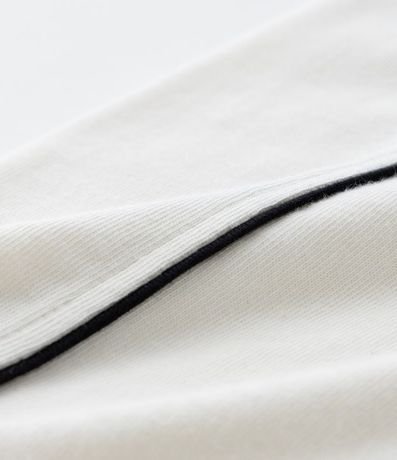 Remera Boxy en Algodón Texturizado con Rayas y Estampa New York 7