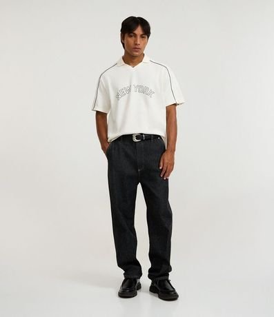 Remera Boxy en Algodón Texturizado con Rayas y Estampa New York 2