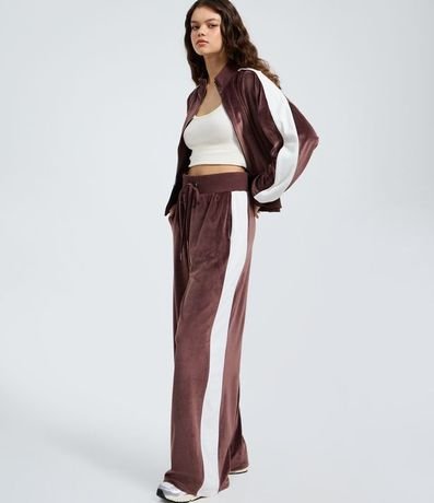 Pantalón Wide Leg en con Lazo en la Cintura y Raya Lateral 4