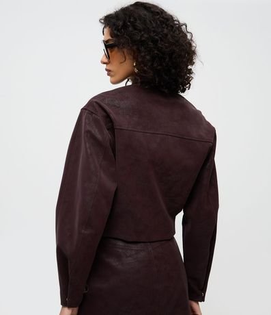 Campera en Gamuza con Bolsillos Delanteros y Botones Cubiertos 5