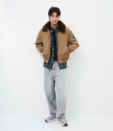 Campera Bomber en Sarga Lisa y con Cuello Desmontable 2