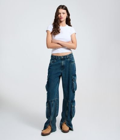 Pantalón Cargo Loose en Jeans con Bolsillos Estructurados Laterales 2