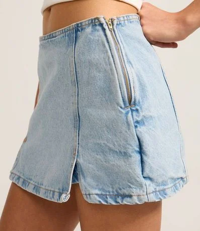 Short Pollera en Jeans con Recortes y Encajes 4