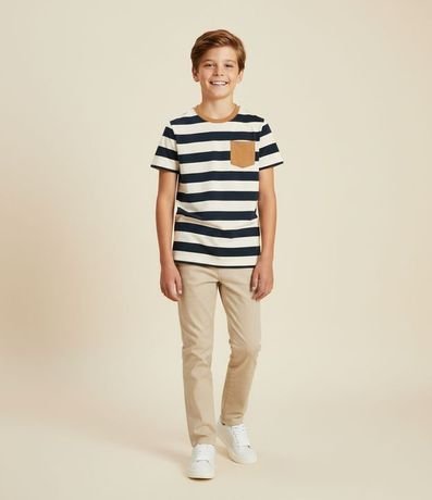 Remera Infantil Regular con Estampa de Rayas y Bolsillo - Talle 5 a 14 años