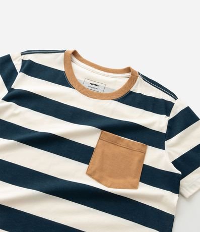 Remera Infantil Regular con Estampa de Rayas y Bolsillo - Talle 5 a 14 años 5