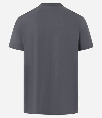 Remera T-Shirt en Algodón con Estampa Montaña 7
