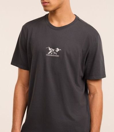 Remera T-Shirt en Algodón con Estampa Montaña 3