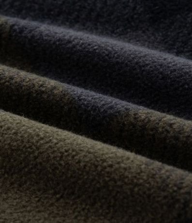 Saco Infantil en Fleece con Estampa de Cuadros y Capucha – Talle 5 a 14 años 4