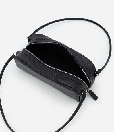 Cartera Mediana Rectangular con Textura y Correas Dobles 8