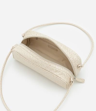 Cartera Mediana Rectangular con Textura y Correas Dobles 7