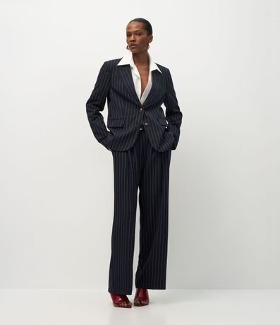 Blazer Femenino de Sastrería a Rayas con Modelado Estructurado 2