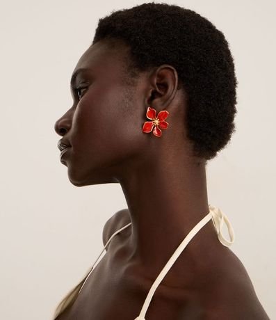 Caravana Botón con Forma de Flor Esmaltada