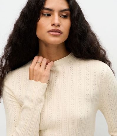 Blusa Regular en Punto con Punto Perforado 3