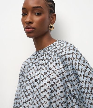 Blusa em Viscose com Franzido no Decote e Estampa Geométrica 3